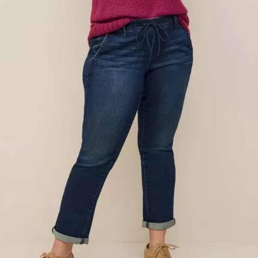 Torrid Pull-On Boyfriend Straight Soft Mid-Rise Jeans Blue Size 5X / 28 NWT